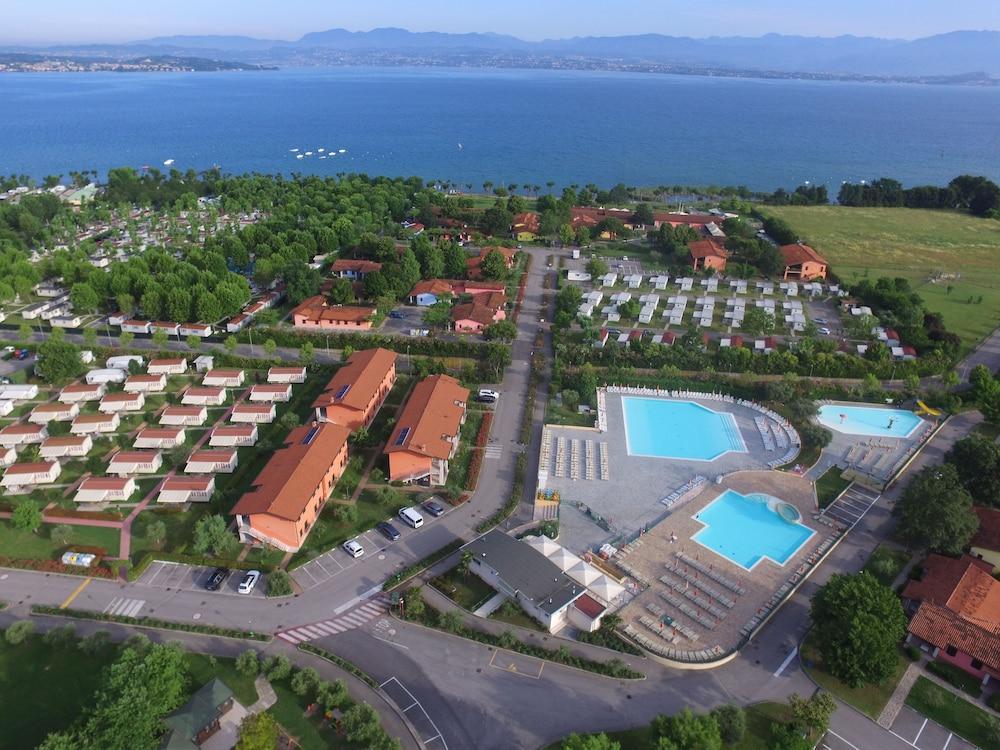 The Garda Village Sirmione Buitenkant foto