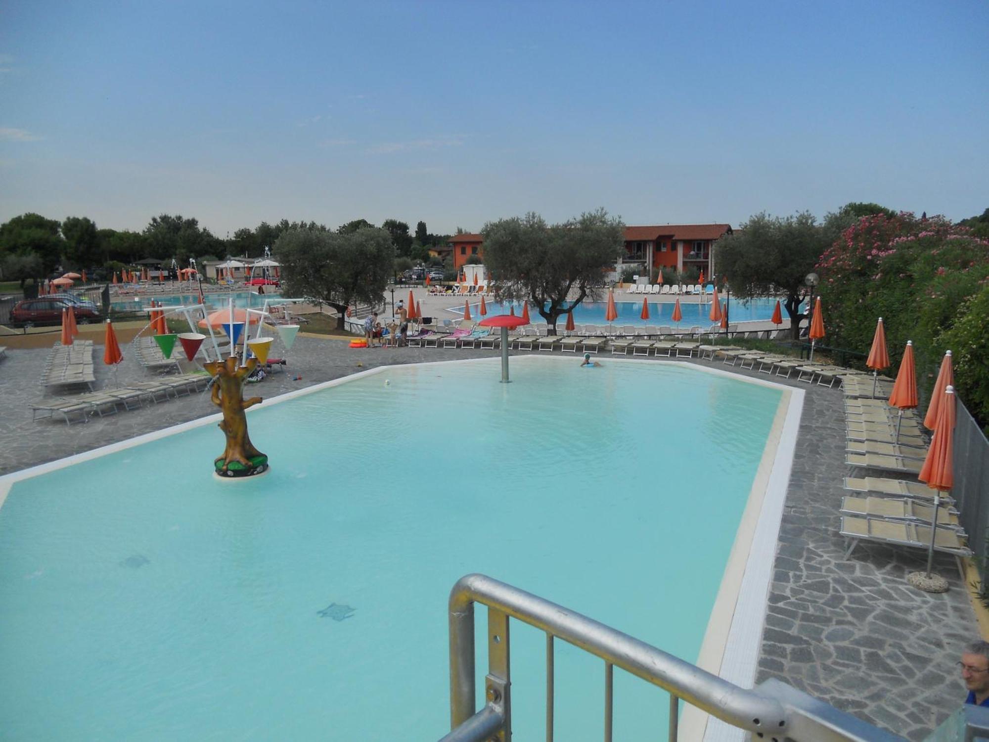 The Garda Village Sirmione Buitenkant foto