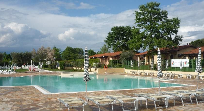 The Garda Village Sirmione Buitenkant foto